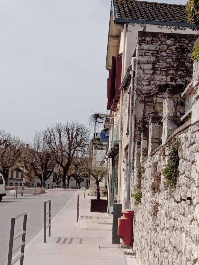 Вілла Le Tuquet Montcuq Екстер'єр фото